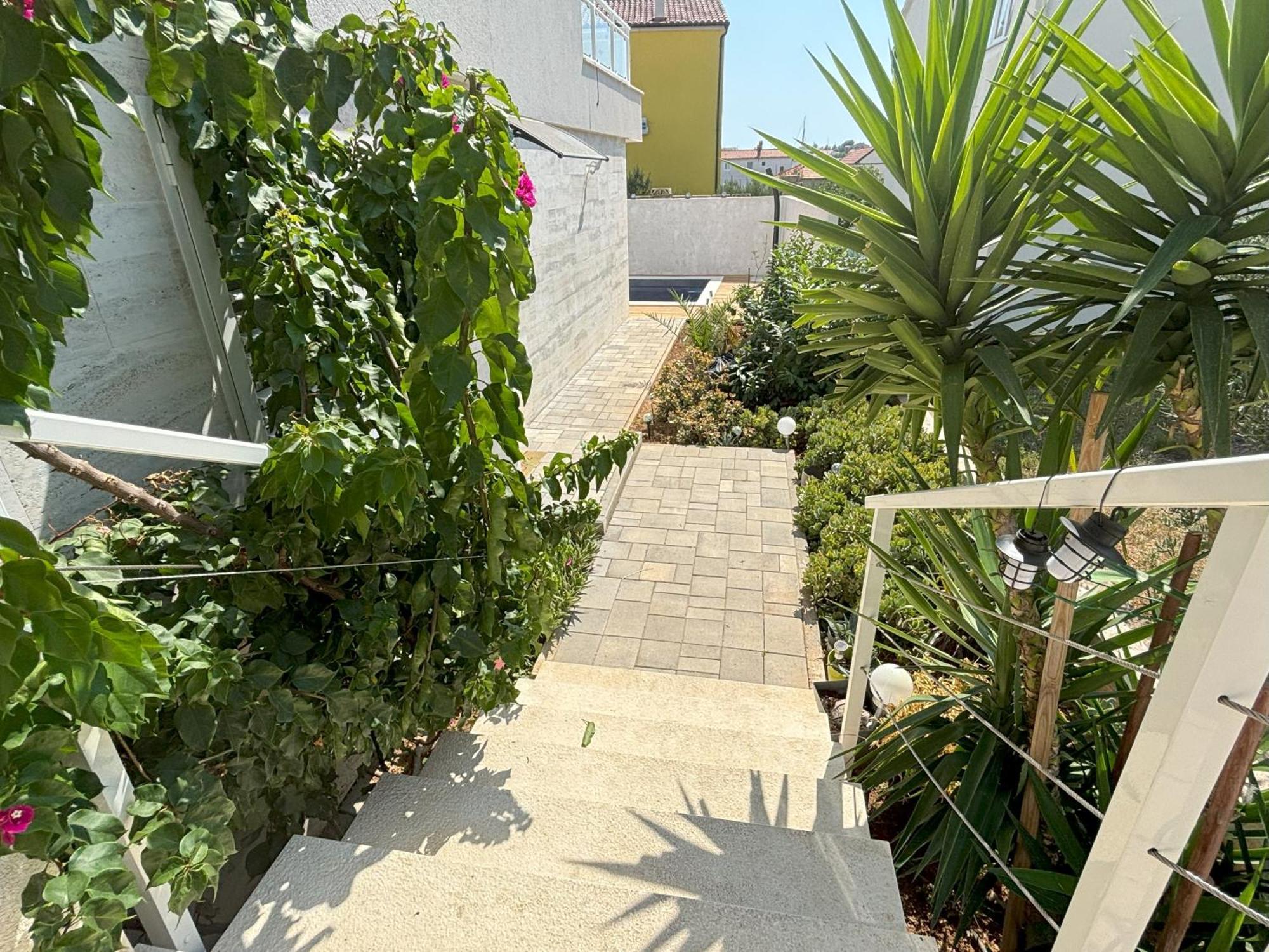 Vila Regina Apartment Paloma With Swimming Pool Jezera Exterior photo